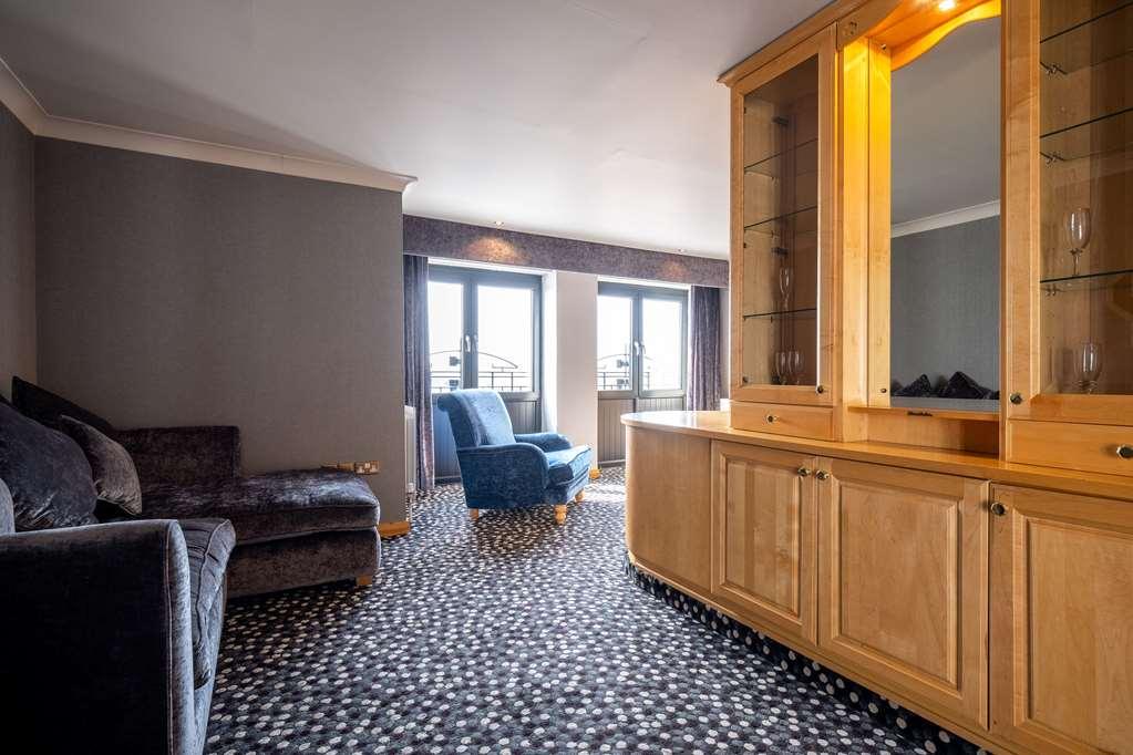 Clarion Collection Hotel Belfast Loughshore 卡瑞克福格斯 客房 照片