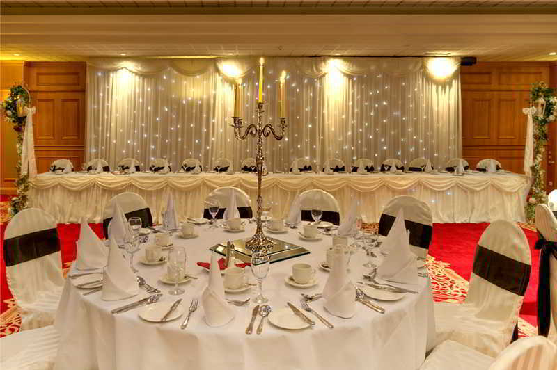 Clarion Collection Hotel Belfast Loughshore 卡瑞克福格斯 外观 照片