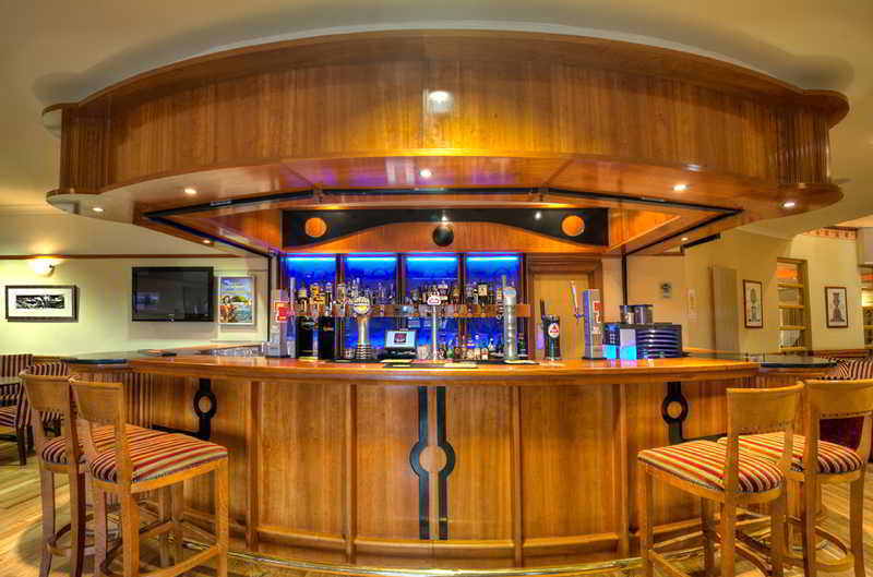 Clarion Collection Hotel Belfast Loughshore 卡瑞克福格斯 外观 照片