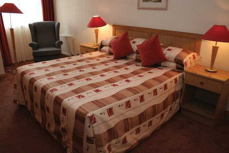 Clarion Collection Hotel Belfast Loughshore 卡瑞克福格斯 外观 照片