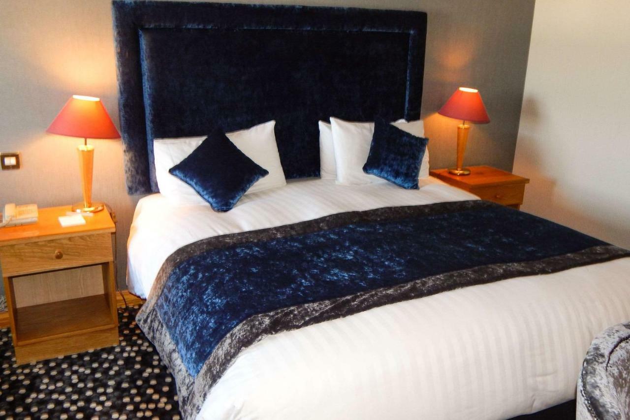 Clarion Collection Hotel Belfast Loughshore 卡瑞克福格斯 外观 照片