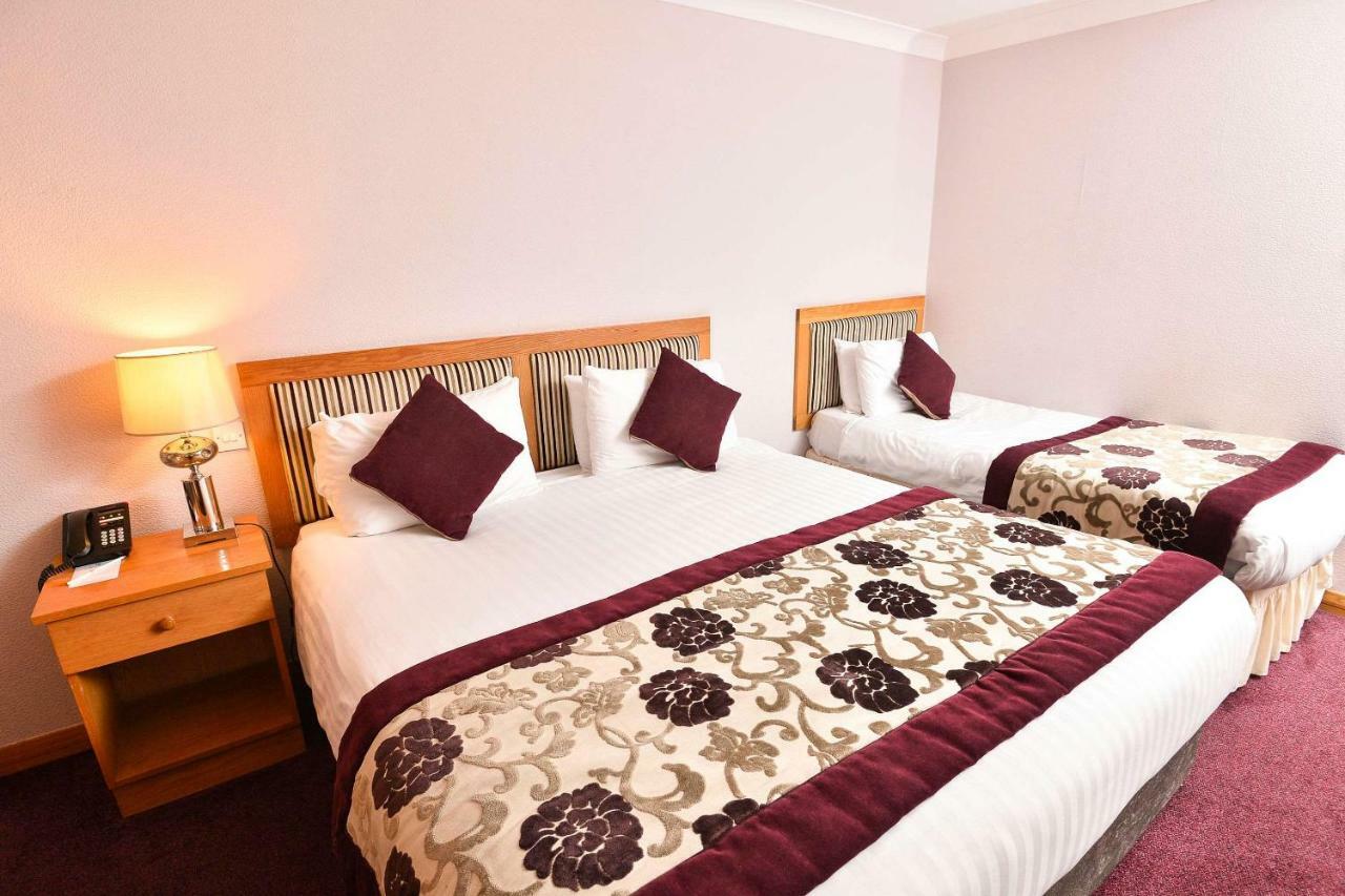 Clarion Collection Hotel Belfast Loughshore 卡瑞克福格斯 外观 照片