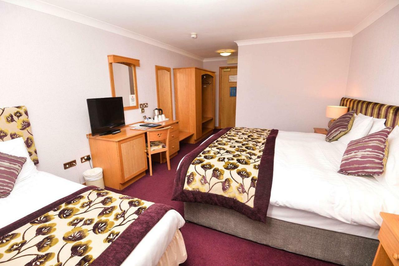 Clarion Collection Hotel Belfast Loughshore 卡瑞克福格斯 外观 照片